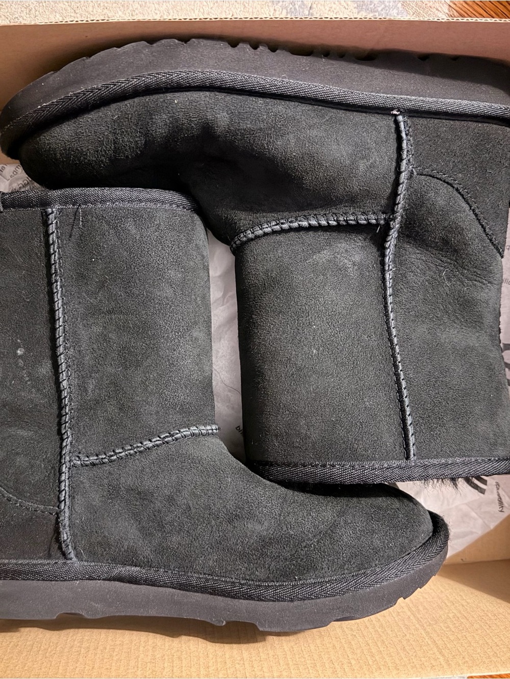 Kids Classic 2 Black Uggs
